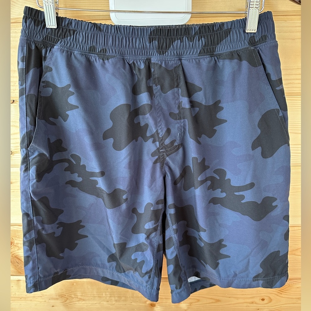 Rhone Men’s Shorts Blue Camo Size M